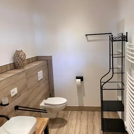 Appartement Bergs Bahnhof Ralingen