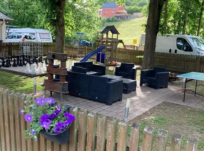 Bergs Bahnhof * Ralingen